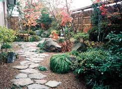 画像：大柳庭苑が造園した登米市の和風庭園　露地庭