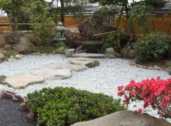 画像：大柳庭苑が造園した登米市の和風庭園　枯山水
